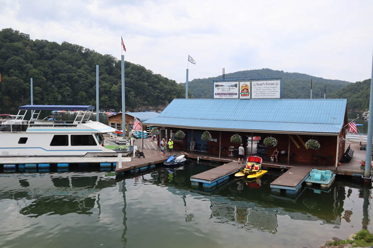 sutton lake marina (2)